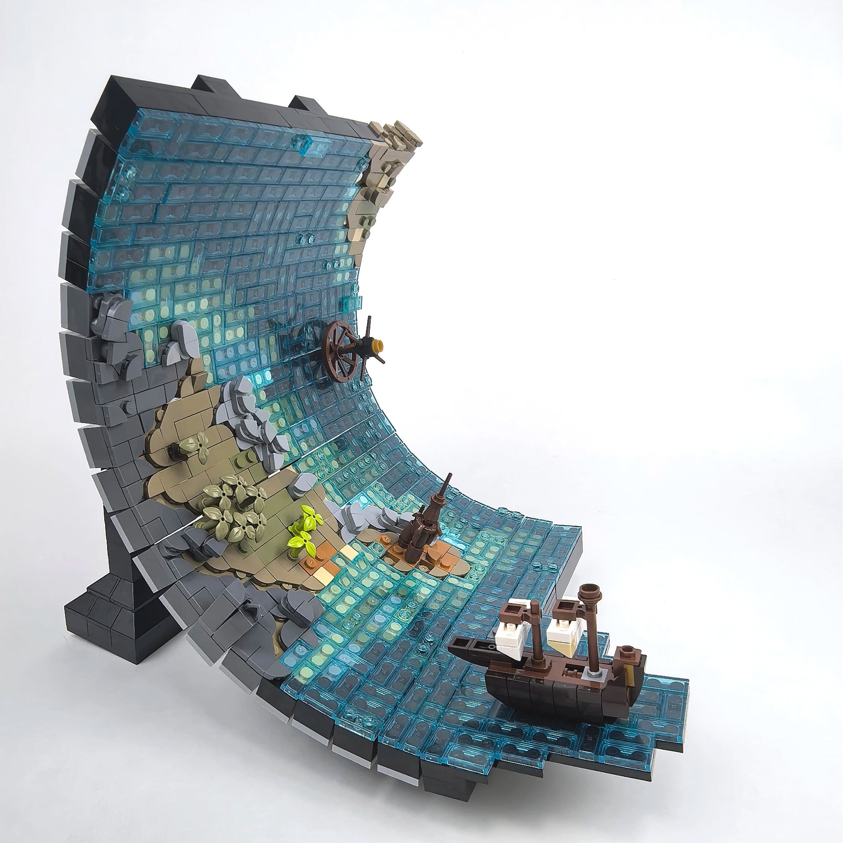 1234PCS Ocean Wave Pirate Ship Building Blocks Set The Great Wave Off Kanagawa Style MOC Diorama, Sea Adventure Model with Ship